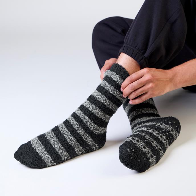 totes toasties® Mens Supersoft Twin Pack Slipper Socks Black / Grey Extra Image 7